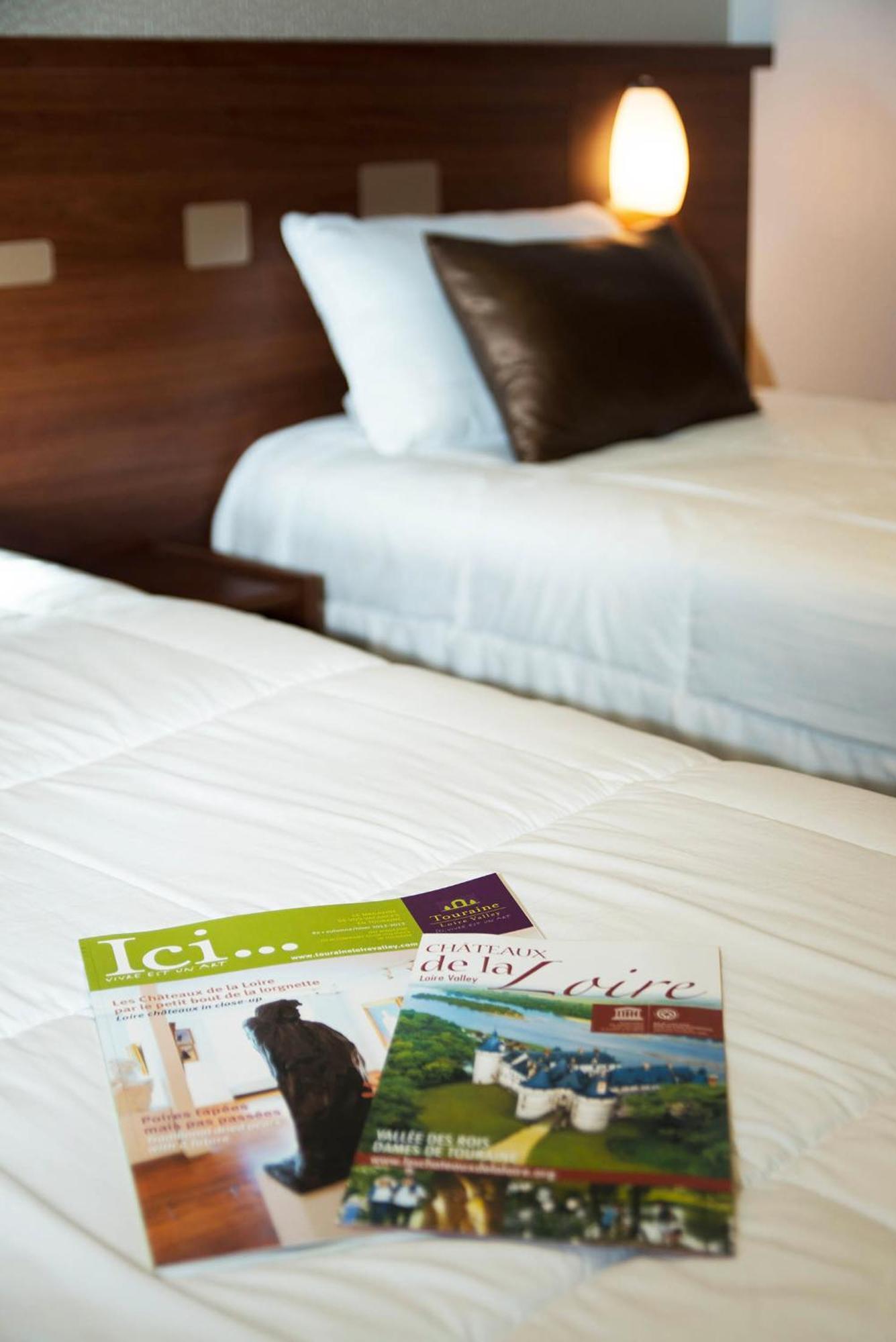 Brit Hotel Tours Sud - Le Cheops Joué-lés-Tours Buitenkant foto
