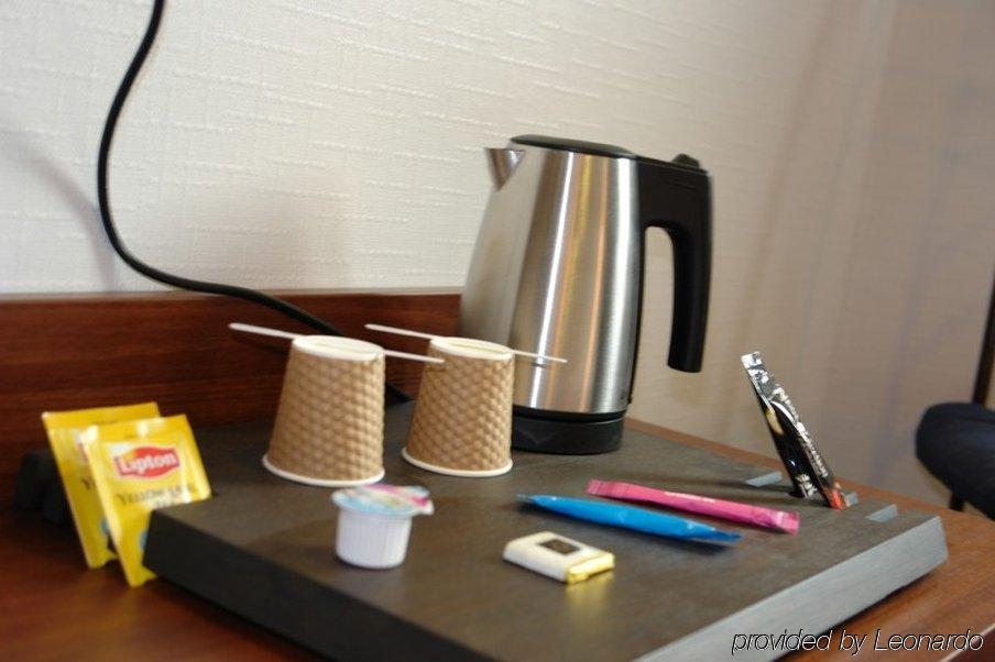 Brit Hotel Tours Sud - Le Cheops Joué-lés-Tours Kamer foto